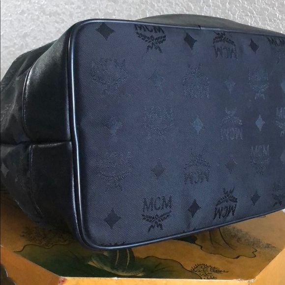 Auth. Vintage MCM Visetos Crossbody Drawstring - Picture 3 of 7